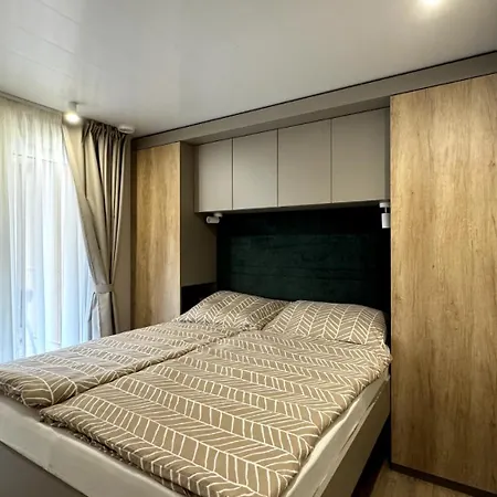 Mobile Cabana, Soline, Biograd Na Moru