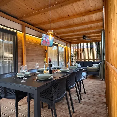 Mobile Cabana, Soline, Apartment